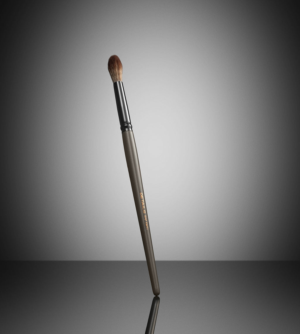 ES-4 Effortless Crease Brush